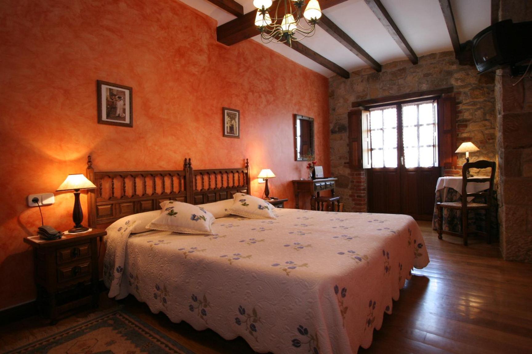Y Estudios- 