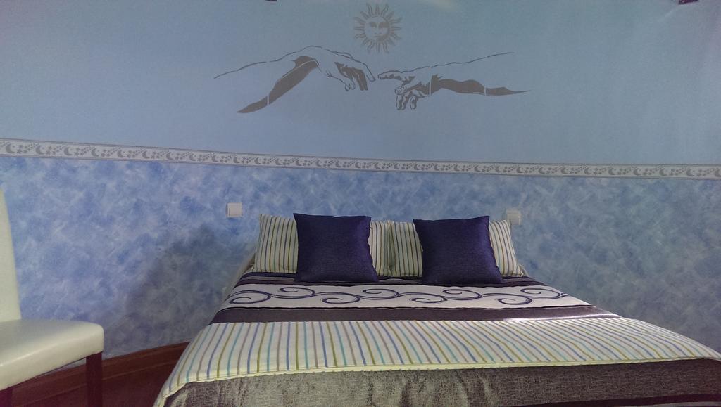 Hotel Y Estudios- 