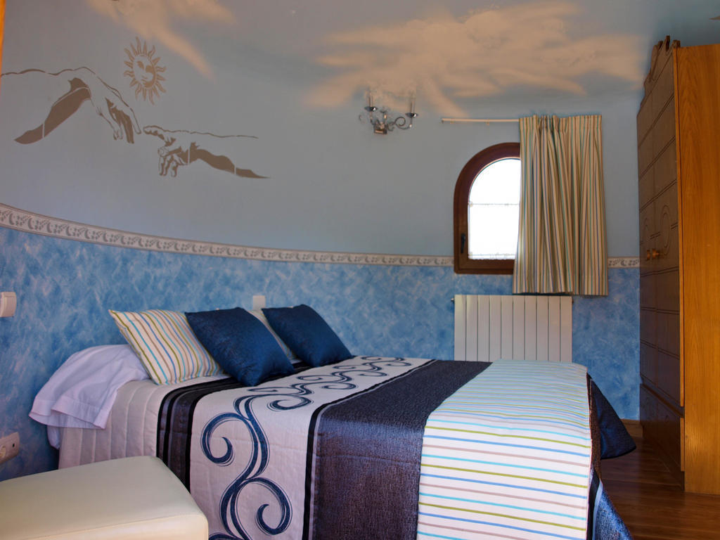 Hotel Y Estudios- 