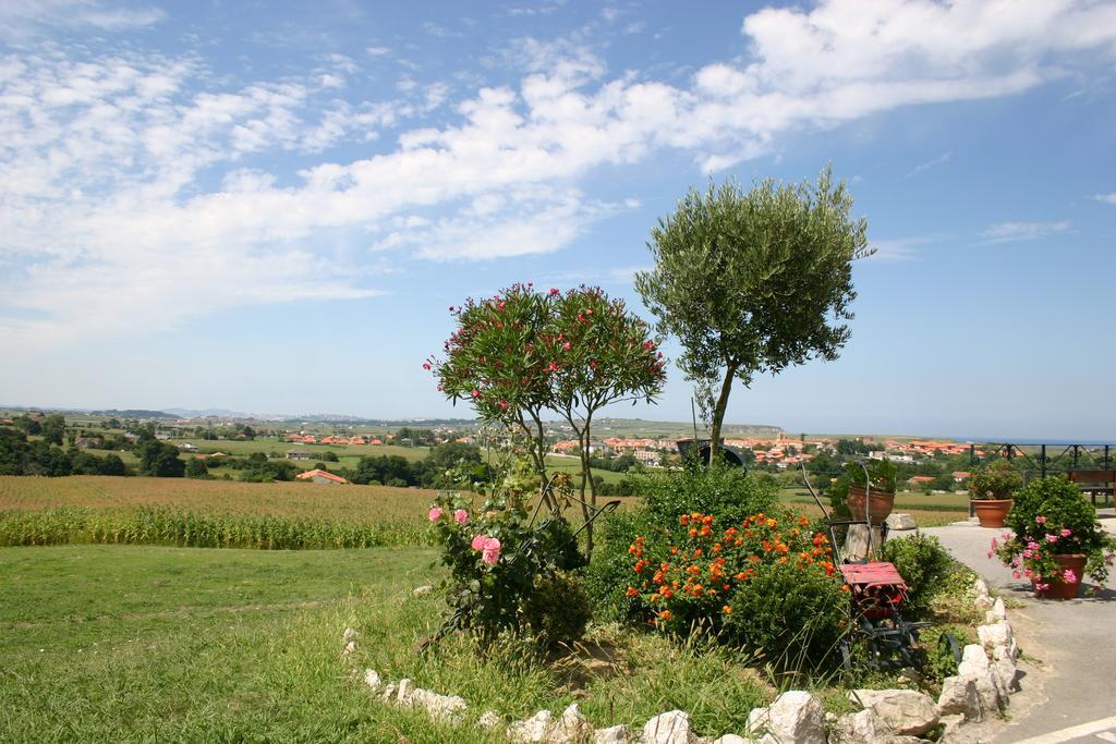 Hotel Y Estudios- 